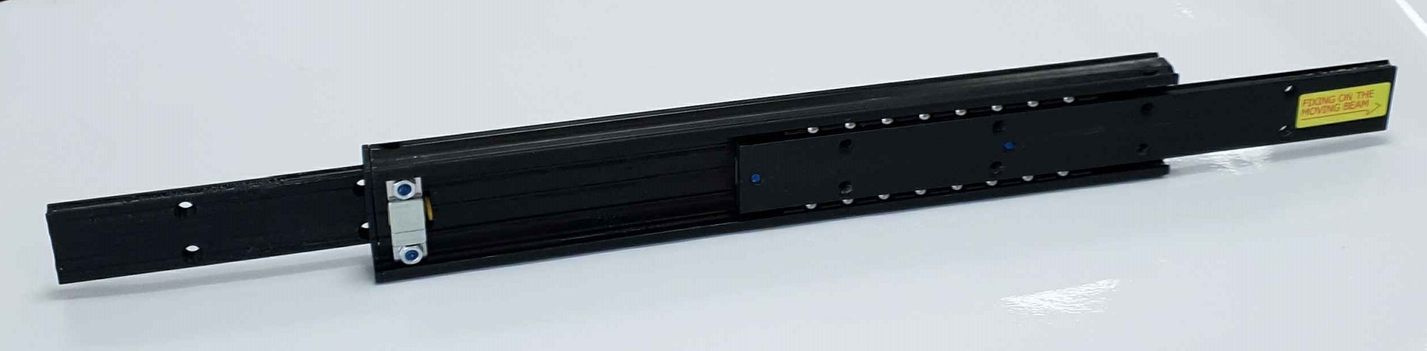 Udtræksskinne, stål, udtrækslængde =2000 mm og bæreevne på 225 kg